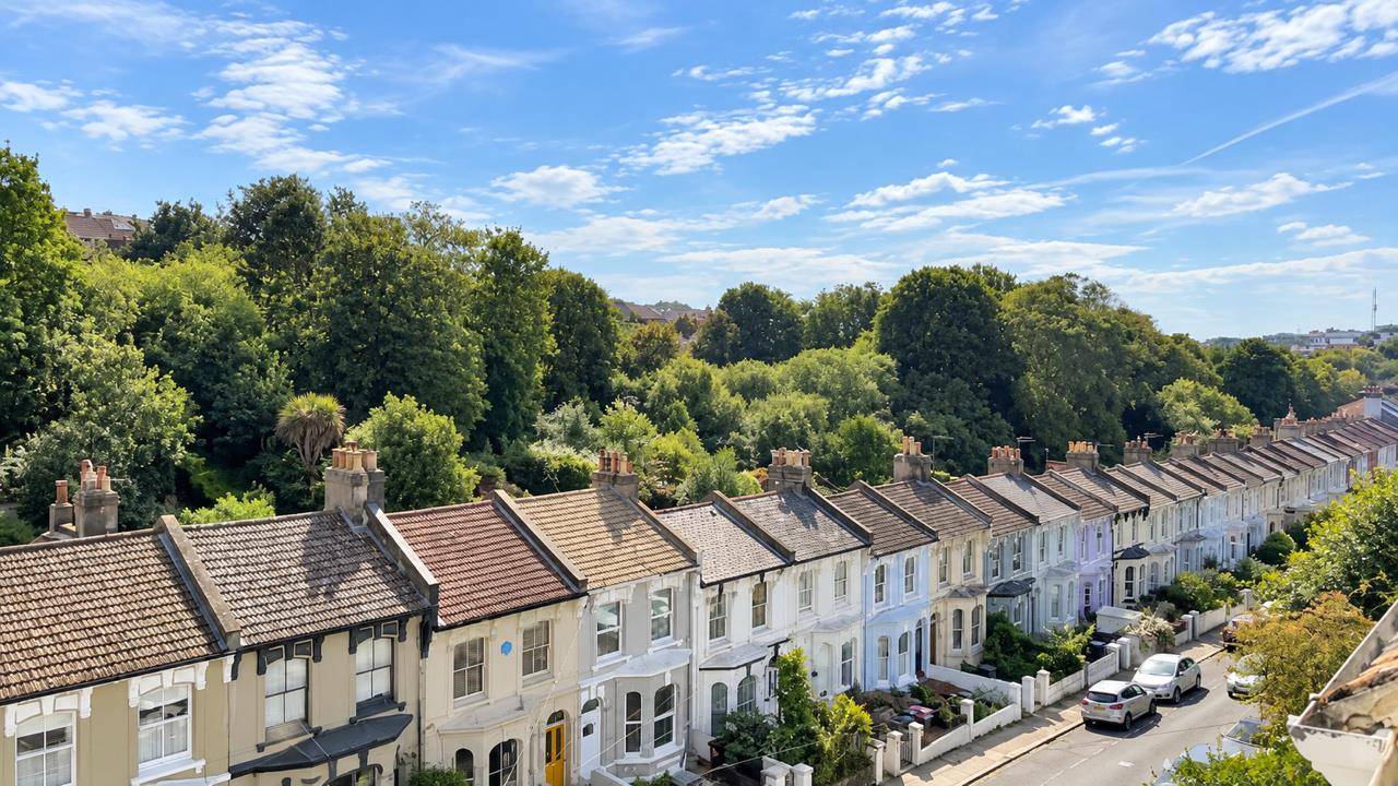 1 bed property in St James's Road, Hastings